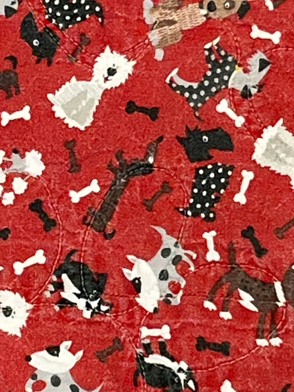 Classic Red and White Star Patchwork w/ Quilt Dog Theme Heavy Cotton  51